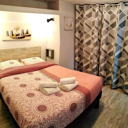 T2 Bis Quartier Chateau De Pau Luaran gambar